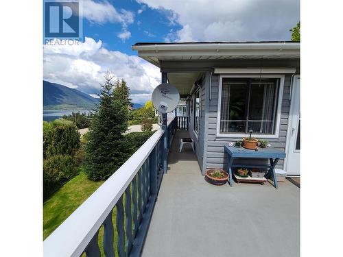 4390 Lakeshore Road Ne, Salmon Arm, BC - Outdoor