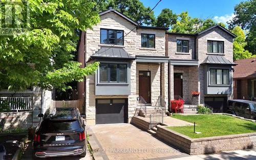 112 Oakcrest Avenue, Toronto (East End-Danforth), ON - Outdoor With Facade