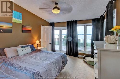 11507 Wildwood Line, Rondeau, ON - Indoor Photo Showing Bedroom