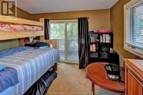 11507 Wildwood Line, Rondeau, ON - Indoor Photo Showing Bedroom