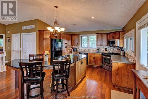 11507 Wildwood Line, Rondeau, ON - Indoor