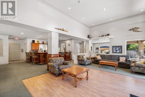 3870 Brown Road Unit# 303, West Kelowna, BC - Indoor Photo Showing Living Room