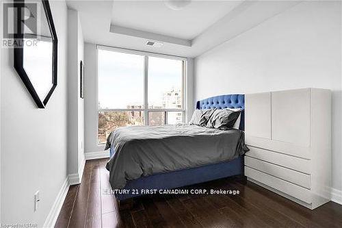 803 - 505 Talbot Street, London, ON - Indoor Photo Showing Bedroom