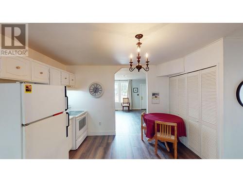 830 Abbott Drive, Quesnel, BC - Indoor Photo Showing Kitchen