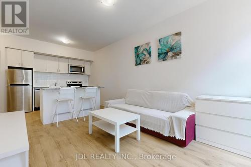 69 - 1760 Simcoe Street N, Oshawa (Samac), ON - Indoor Photo Showing Kitchen