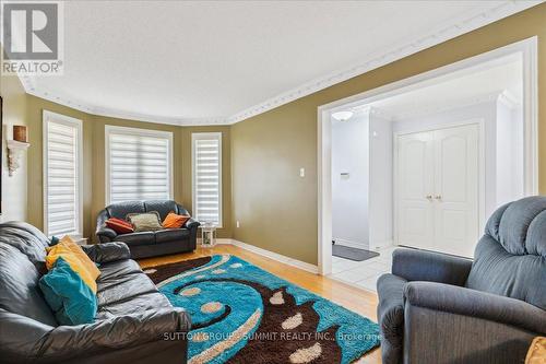 42 Tigerlily Place, Brampton (Sandringham-Wellington), ON - Indoor Photo Showing Living Room