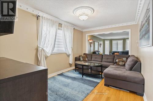 42 Tigerlily Place, Brampton (Sandringham-Wellington), ON - Indoor Photo Showing Living Room