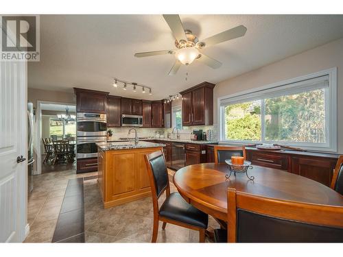 410 Clifton Road, Kelowna, BC - Indoor