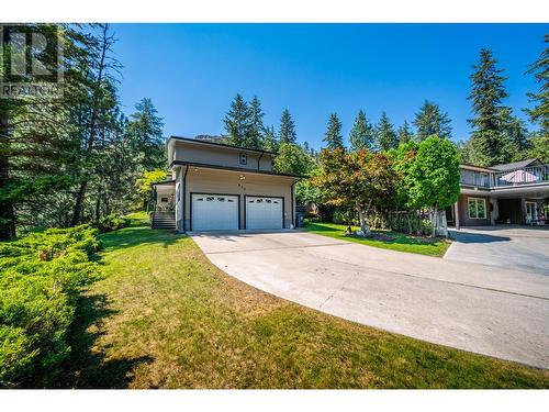 410 Clifton Road, Kelowna, BC - Outdoor With Facade