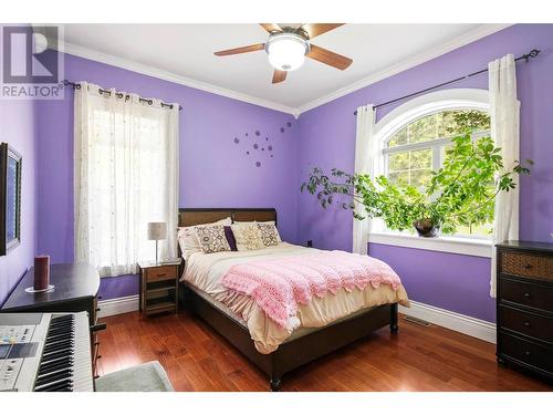 5610 Oyama Lake Road, Lake Country, BC - Indoor Photo Showing Bedroom