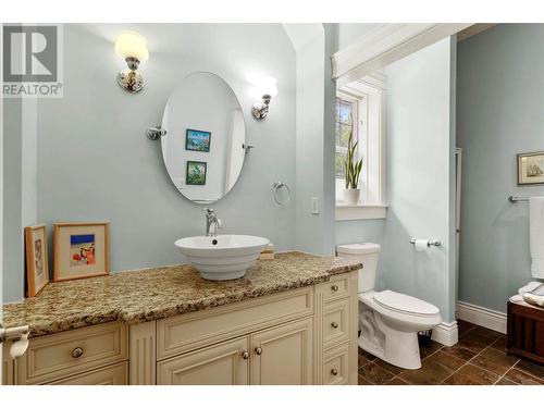 5610 Oyama Lake Road, Lake Country, BC - Indoor Photo Showing Bathroom