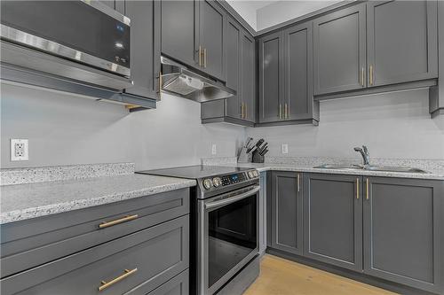 62 Bethune Avenue, Hamilton, ON - Indoor Photo Showing Kitchen With Double Sink With Upgraded Kitchen