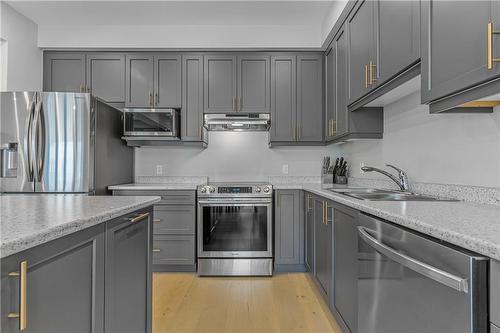 62 Bethune Avenue, Hamilton, ON - Indoor Photo Showing Kitchen With Double Sink With Upgraded Kitchen