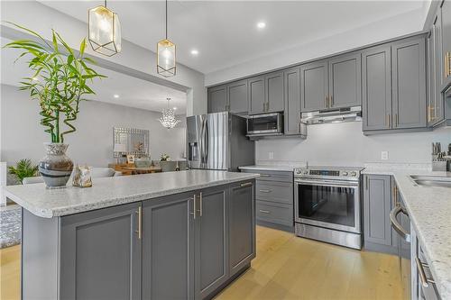 62 Bethune Avenue, Hamilton, ON - Indoor Photo Showing Kitchen With Upgraded Kitchen