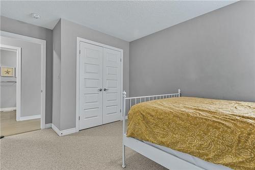 62 Bethune Avenue, Hamilton, ON - Indoor Photo Showing Bedroom