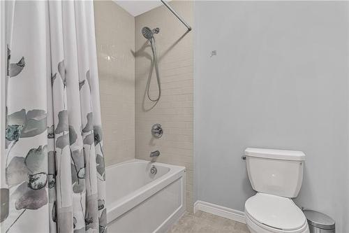 62 Bethune Avenue, Hamilton, ON - Indoor Photo Showing Bathroom