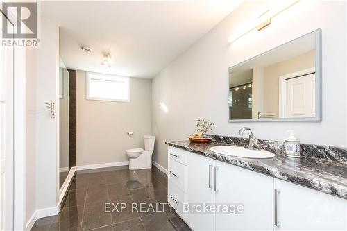 65 Granite Street, Prescott And Russell, ON - Indoor Photo Showing Bathroom