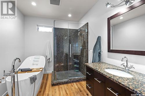 502 Sturgeon Drive, Saskatoon, SK - Indoor Photo Showing Bathroom