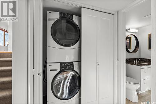 502 Sturgeon Drive, Saskatoon, SK - Indoor Photo Showing Laundry Room