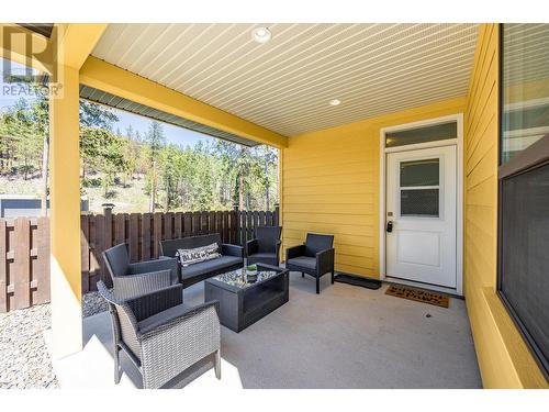 9142 Heritage Drive, Lake Country, BC - Outdoor With Deck Patio Veranda With Exterior