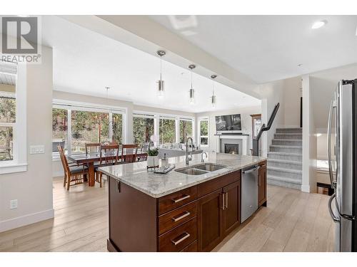 9142 Heritage Drive, Lake Country, BC - Indoor Photo Showing Kitchen With Double Sink