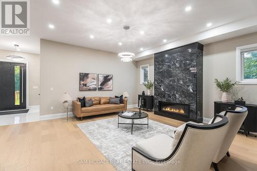 6 Campview Road, Hamilton (Winona Park), ON - Indoor Photo Showing Living Room With Fireplace