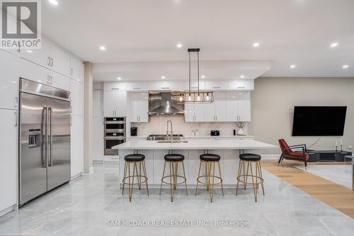 6 Campview Road, Hamilton (Winona Park), ON - Indoor Photo Showing Kitchen With Upgraded Kitchen