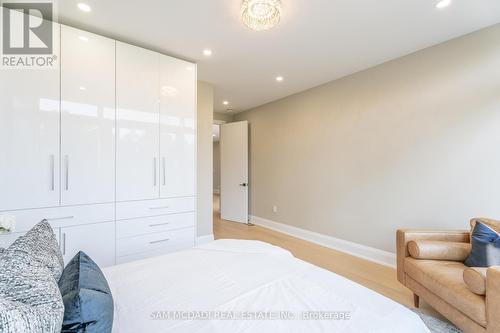 6 Campview Road, Hamilton (Winona Park), ON - Indoor Photo Showing Bedroom