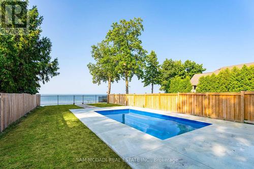 6 Campview Road, Hamilton (Winona Park), ON - Outdoor With In Ground Pool With Backyard