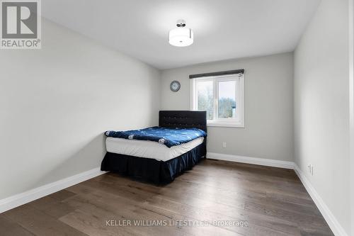 2288 Red Thorne Avenue, London, ON - Indoor Photo Showing Bedroom