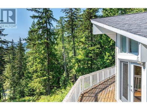 16242 Selkirk Road, Crawford Bay, BC - Outdoor