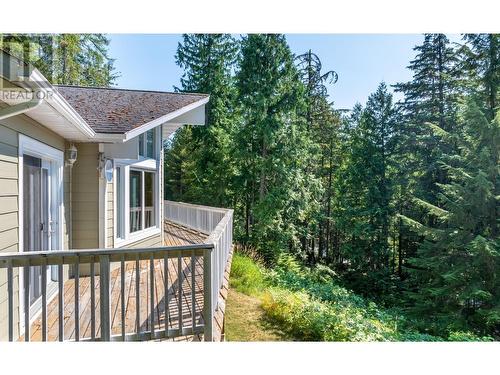 16242 Selkirk Road, Crawford Bay, BC - Outdoor