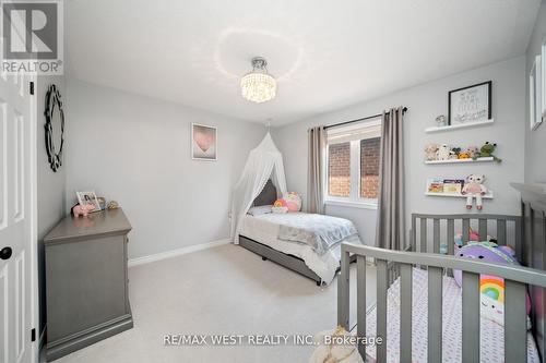 4 Dilworth Chase, Brampton (Bram East), ON - Indoor Photo Showing Bedroom