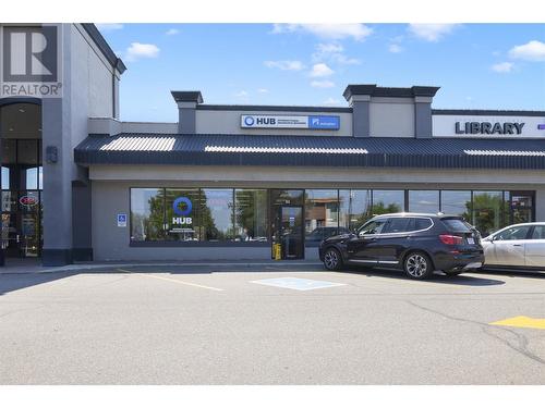 195 & 301 33 Highway W, Kelowna, BC 