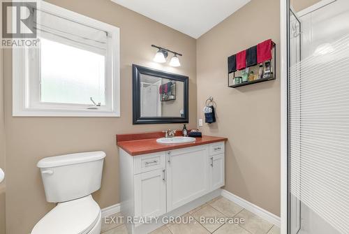 12 Kyle Court, Quinte West, ON - Indoor Photo Showing Bathroom