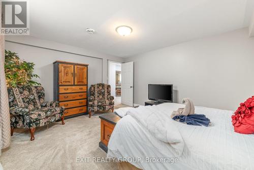 12 Kyle Court, Quinte West, ON - Indoor Photo Showing Bedroom