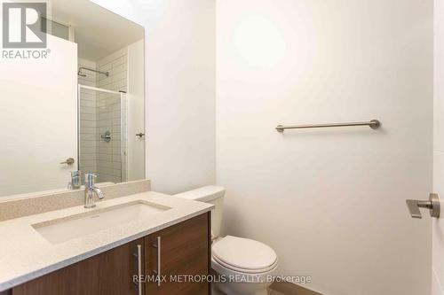 2116 - 460 Adelaide Street E, Toronto (Moss Park), ON - Indoor Photo Showing Bathroom