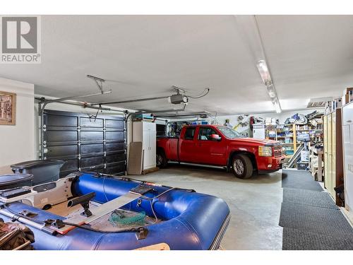 885 Stevenson Road, West Kelowna, BC - Indoor Photo Showing Garage