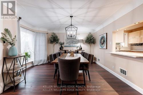 17 Dundas Street, Hamilton (Dundas), ON - Indoor Photo Showing Dining Room