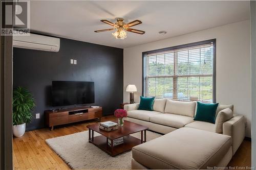 45 Roys Lane, Pennfield, NB - Indoor Photo Showing Living Room