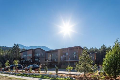 12 - 1512 Granite Drive, Golden, BC - Outdoor