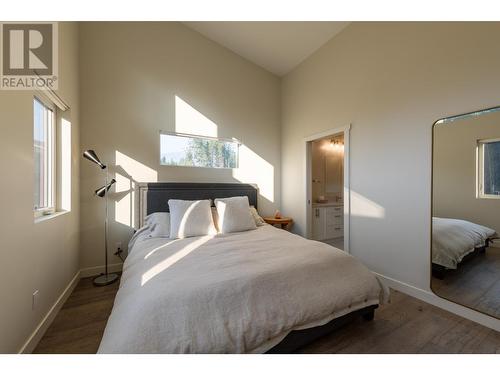 1512 Granite Drive Unit# 12, Golden, BC - Indoor Photo Showing Bedroom