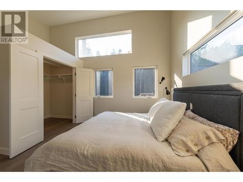 1512 Granite Drive Unit# 12, Golden, BC - Indoor Photo Showing Bedroom