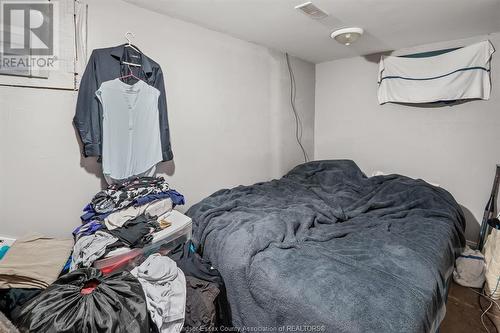 3577 King Street, Windsor, ON - Indoor Photo Showing Bedroom