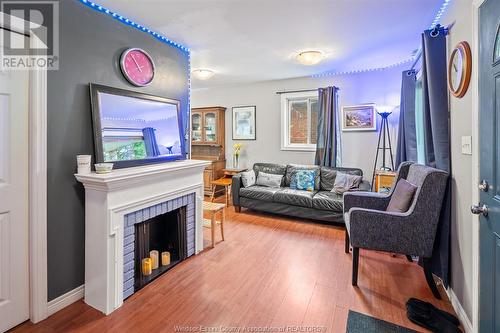 3577 King Street, Windsor, ON - Indoor Photo Showing Living Room With Fireplace