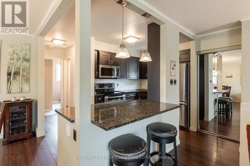 174 Portsmouth Crescent, London, ON - Indoor Photo Showing Kitchen