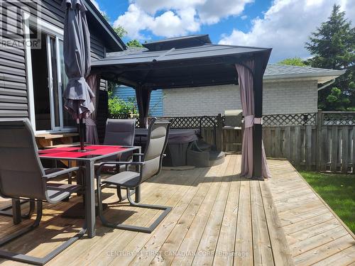 174 Portsmouth Crescent, London, ON - Outdoor With Deck Patio Veranda With Exterior