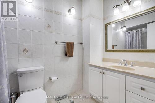 2259 Wildwood Crescent, Pickering (Brock Ridge), ON - Indoor Photo Showing Bathroom