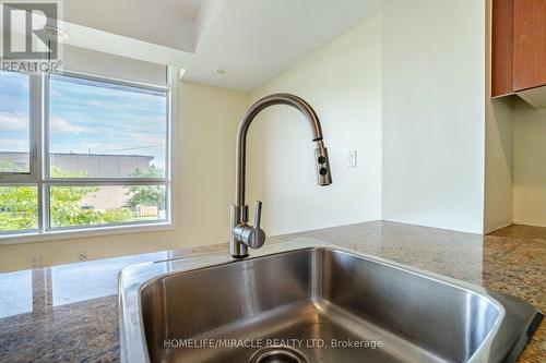 317 - 1070 Progress Avenue, Toronto (Malvern), ON - Indoor Photo Showing Kitchen