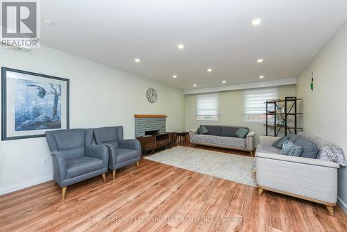 20 Bridesburg Drive, Toronto (Kingsview Village-The Westway), ON - Indoor Photo Showing Living Room